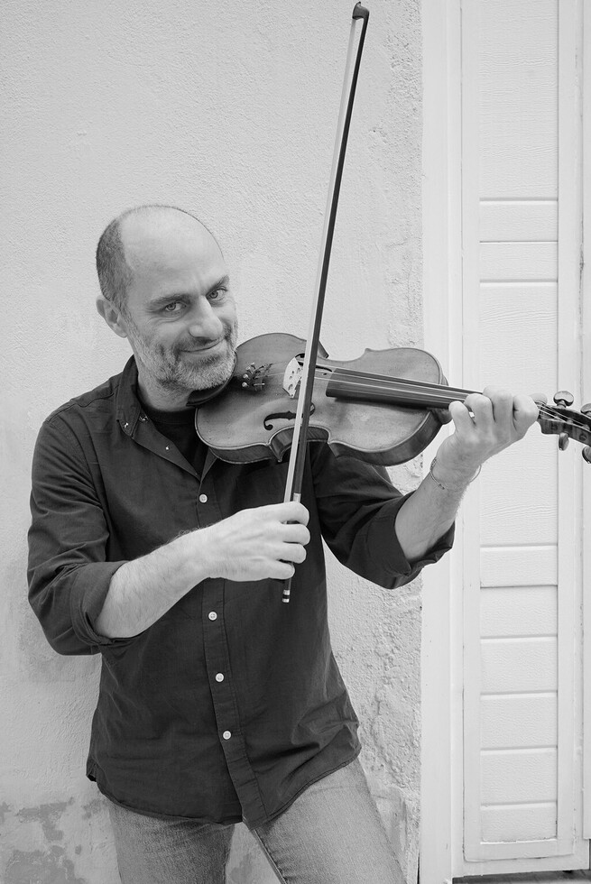 Παραδοσιακό βιολί - Γιάννης Ζαρίας
