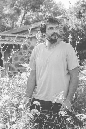 ΛΟΓΟΤΕΧΝΙΚΟ ΕΡΓΑΣΤΗΡΙ – Γιάννης Μακριδάκης